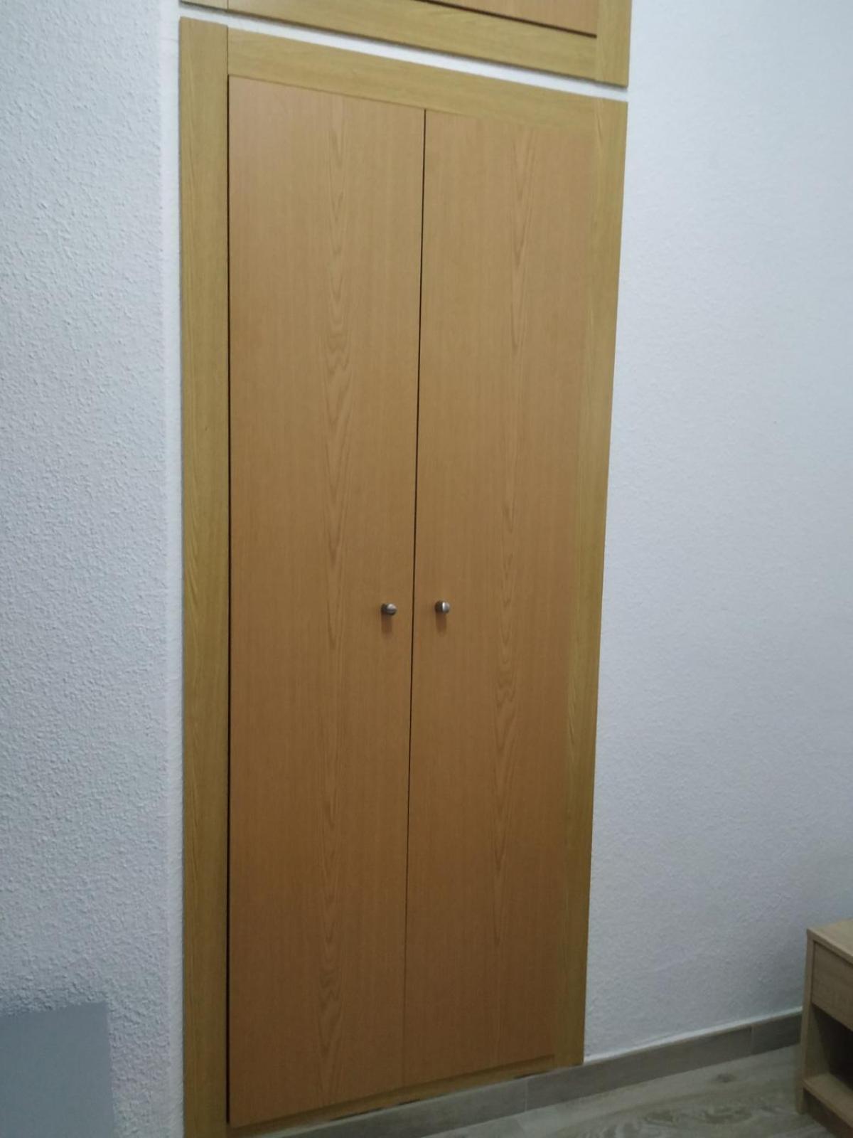 Hostal Cuatro Torres Madrid Eksteriør billede